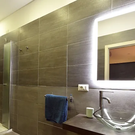 Maschio Angioino Bed and breakfast 4*