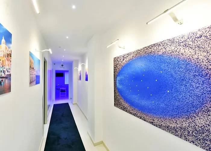 Alojamento de Acomodação e Pequeno-almoço Maschio Angioino 4*