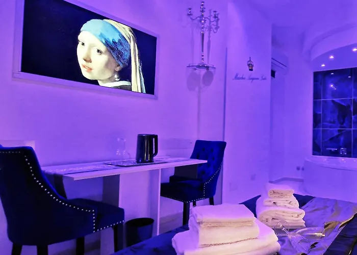 Alojamento de Acomodação e Pequeno-almoço Maschio Angioino 4*