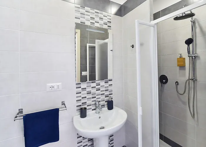 Alojamento de Acomodação e Pequeno-almoço Maschio Angioino