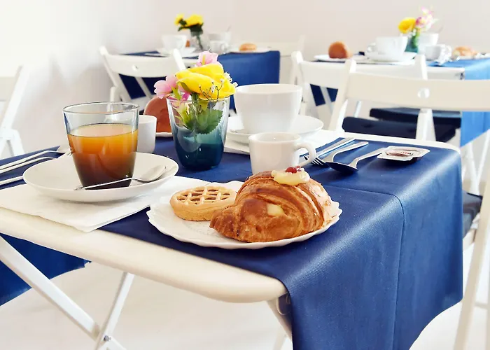 Alojamento de Acomodação e Pequeno-almoço Maschio Angioino 4*