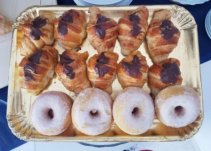 Alojamento de Acomodação e Pequeno-almoço Maschio Angioino 4*