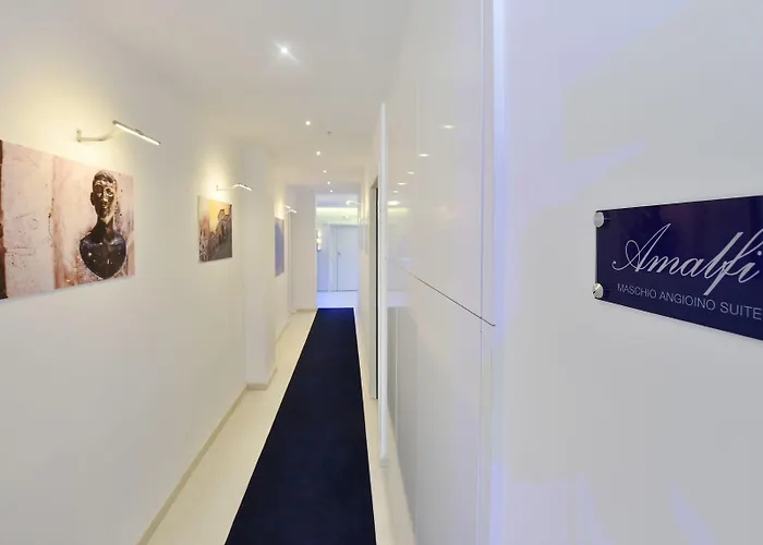 Maschio Angioino Alojamento de Acomodação e Pequeno-almoço Nápoles