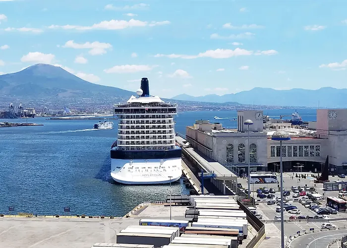 Maschio Angioino Alojamento de Acomodação e Pequeno-almoço 4*