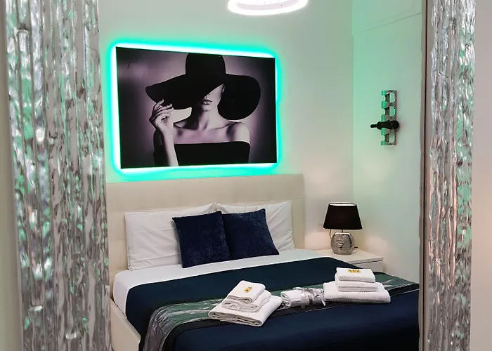 Maschio Angioino Alojamento de Acomodação e Pequeno-almoço 4*