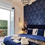 Maschio Angioino 4* نابولي