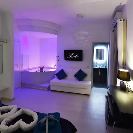 Maschio Angioino Bed & Breakfast 4*