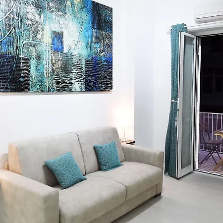 Maschio Angioino Bed & Breakfast Napels
