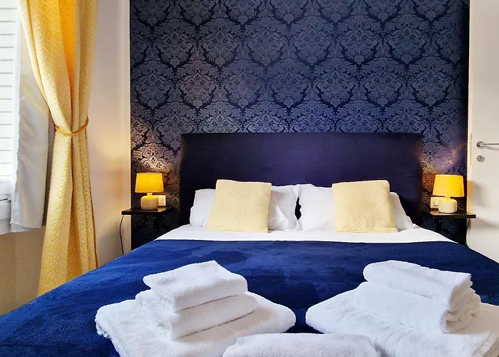 Maschio Angioino 4*