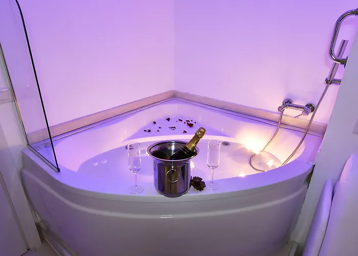 Maschio Angioino Bed & Breakfast 4*