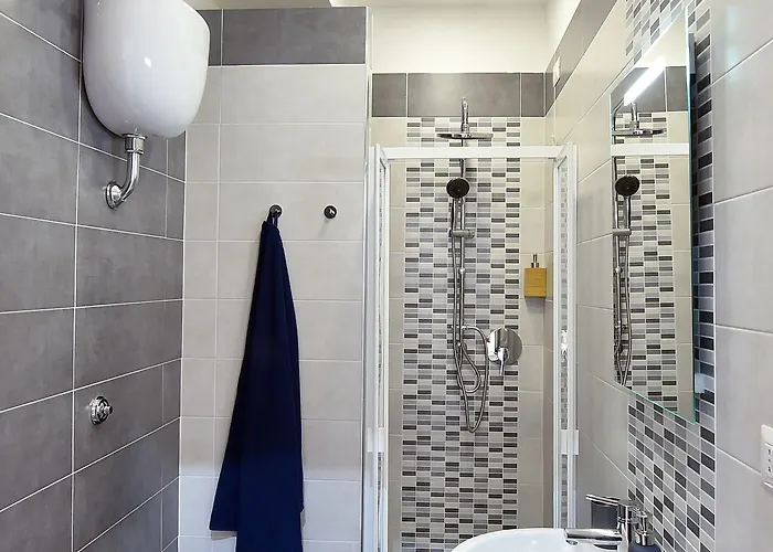 Maschio Angioino 4* Naples